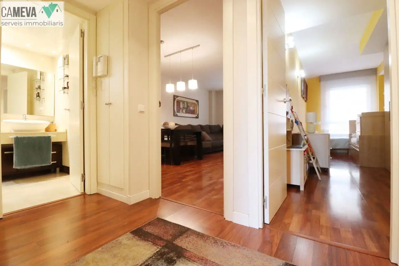 Wohnung zum Verkauf in Barberà del Vallès mit Klimaanlage, Heizung und Privatgarten