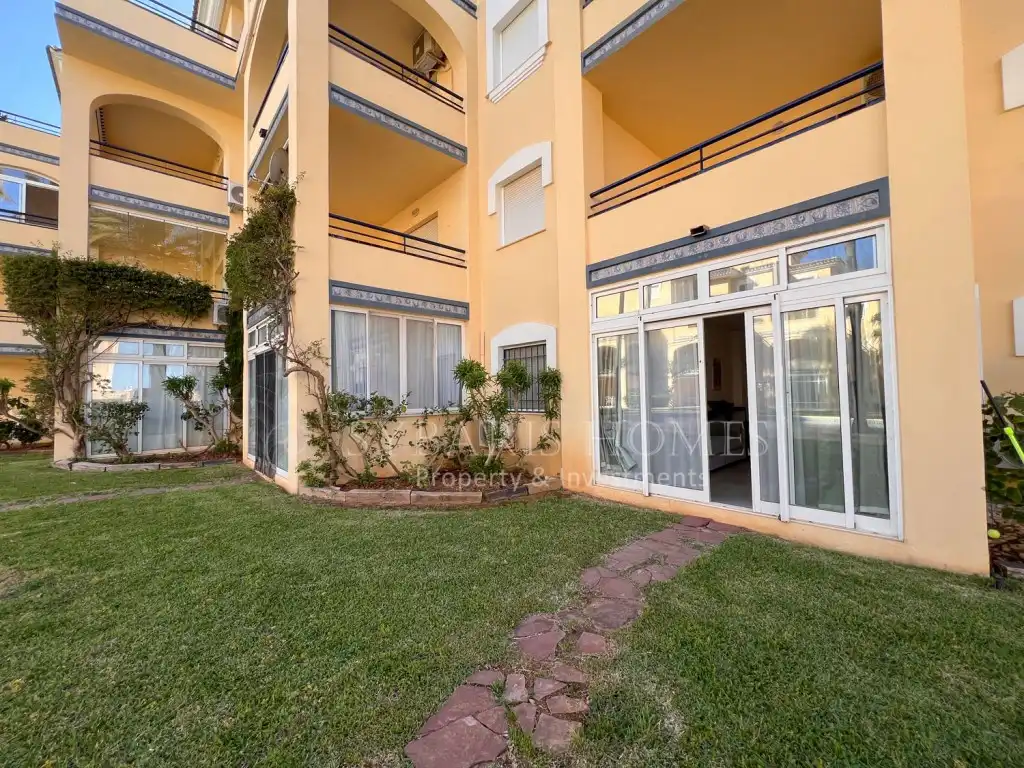 Apartments for sale in Carrer Llac Baikal, 3, L'Almadrava - L'Estanyó