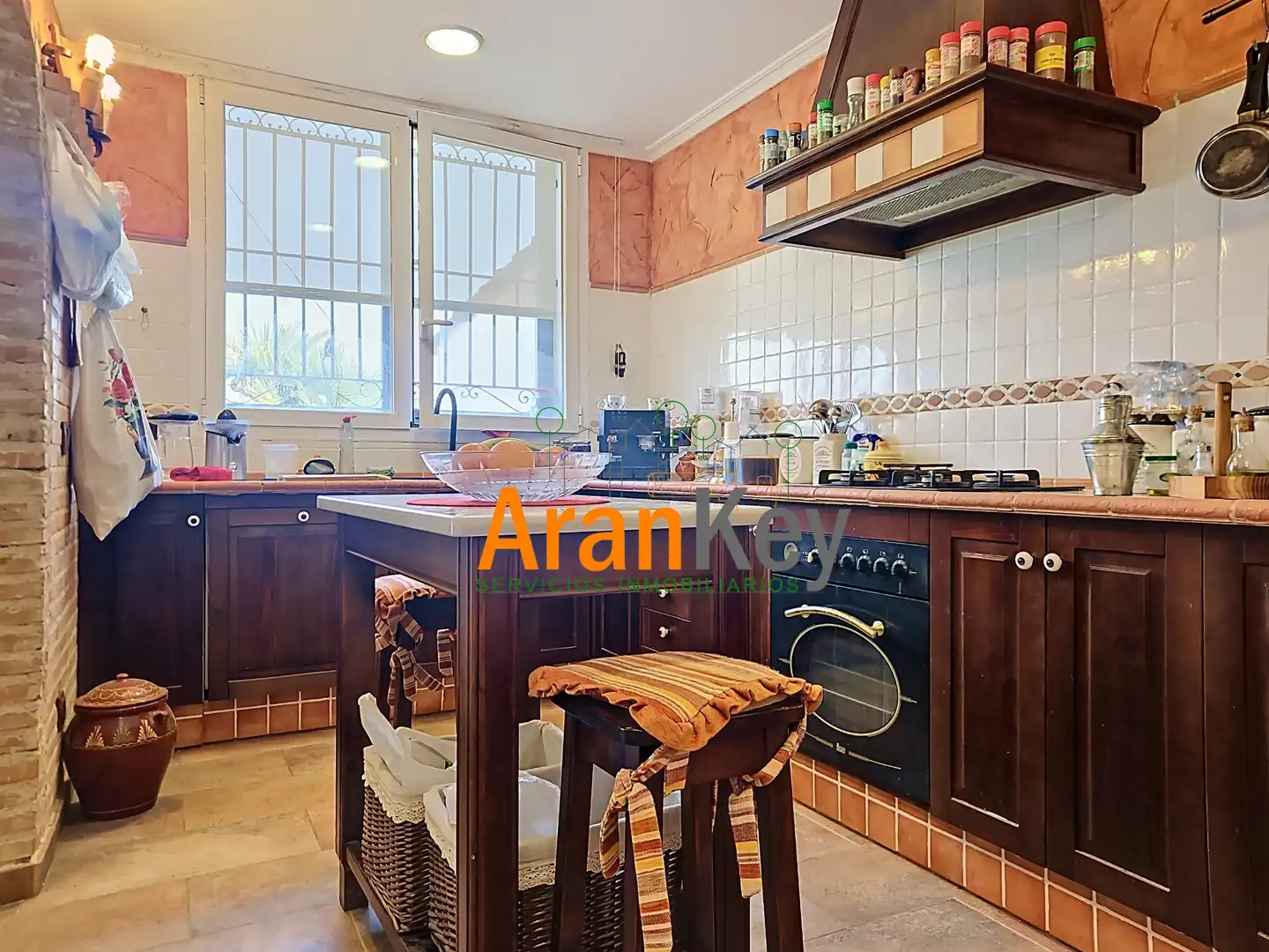 Kitchen of Houses for sale in Aranjuez  with Air Conditioner, Private garden and Terrace