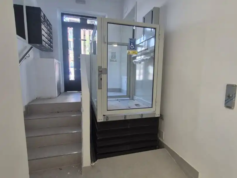 Piso en venta en  Madrid Capital con Aire acondicionado y Terraza