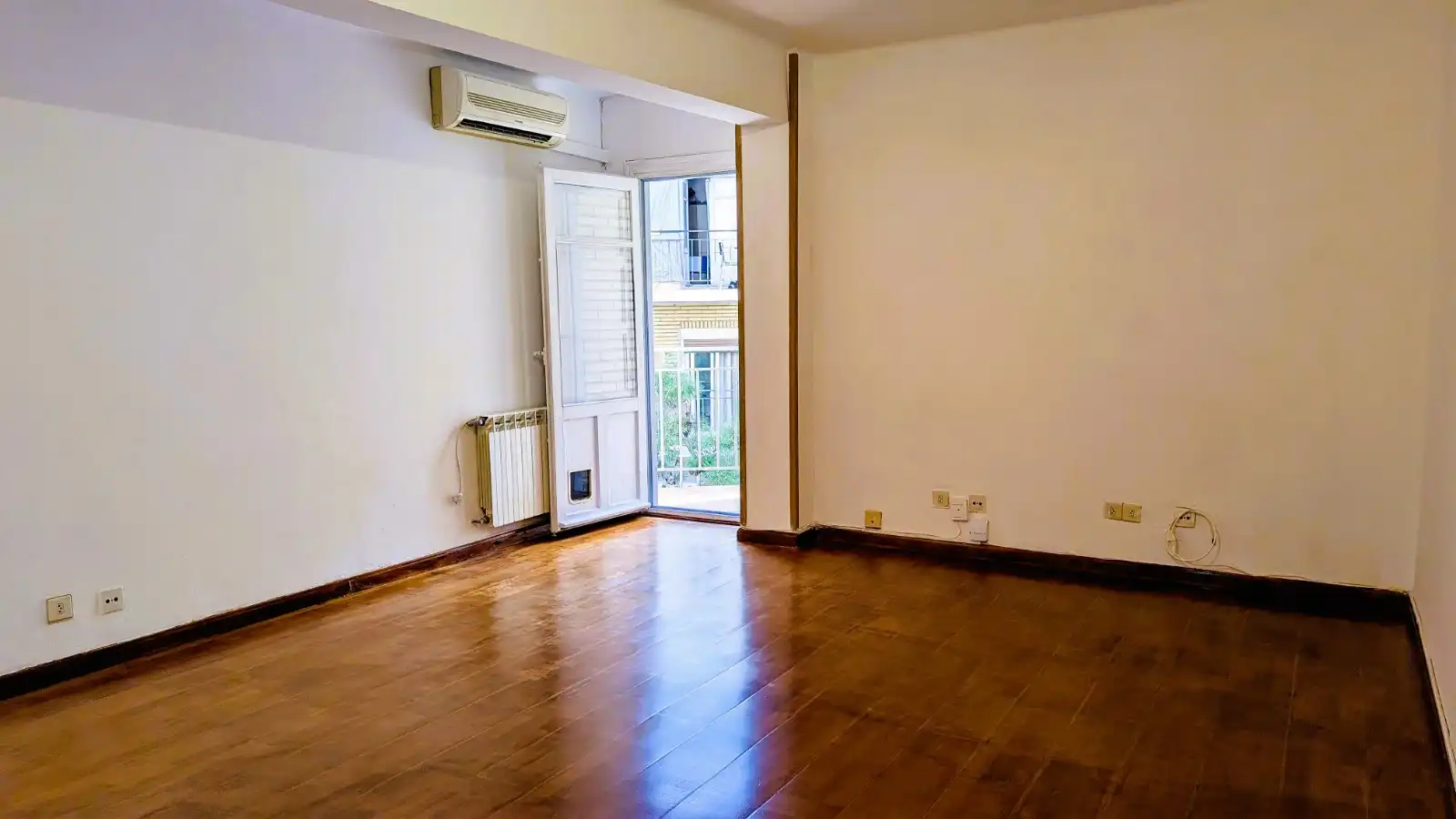 Flat for sale in Calle de Mariano Carderera, 30, Barrio de Delicias