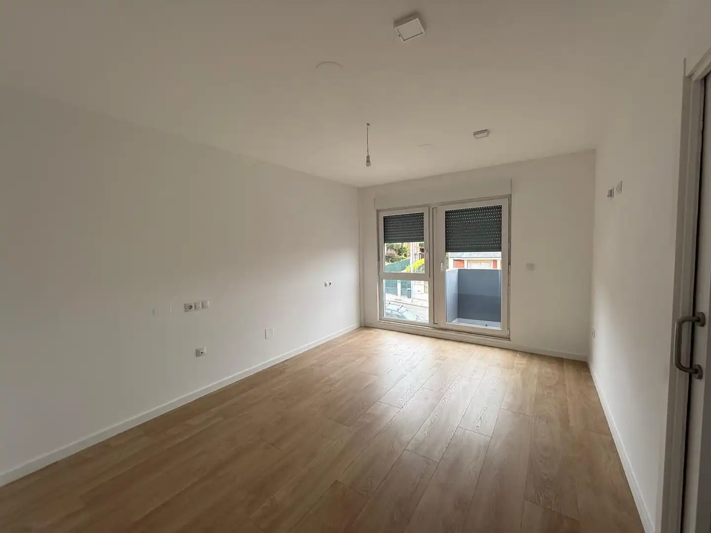 Habitación de Casa adosada en venta en Lugo con Calefacción y Jardín privado