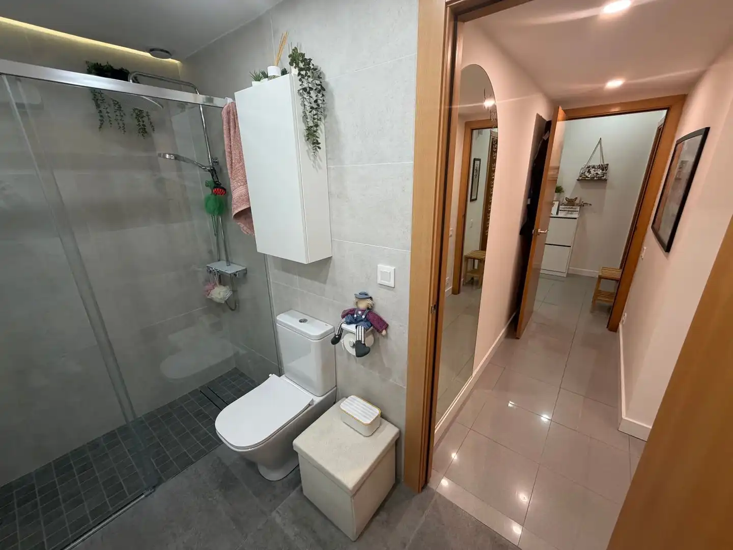 Baño de Piso en venta en Girona con Aire acondicionado, Jardín privado y Terraza