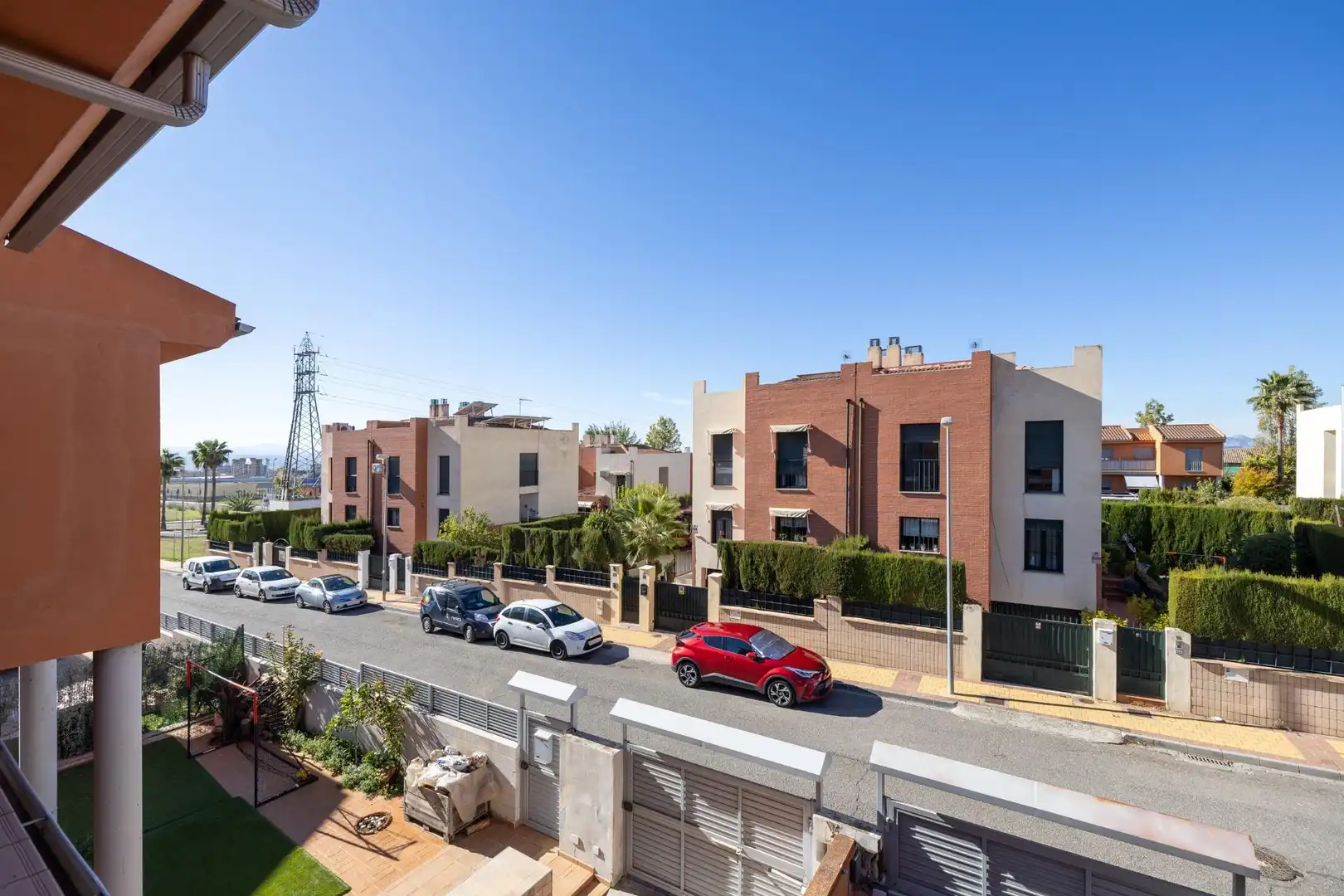 Houses for sale in Calle Miguel Valle Tendero, Jun