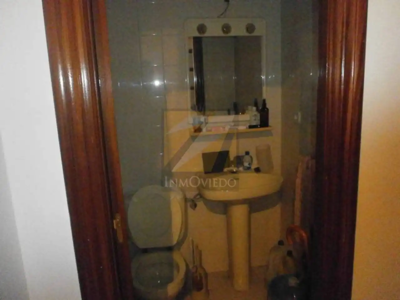 Baño de Oficina en venta en Oviedo 