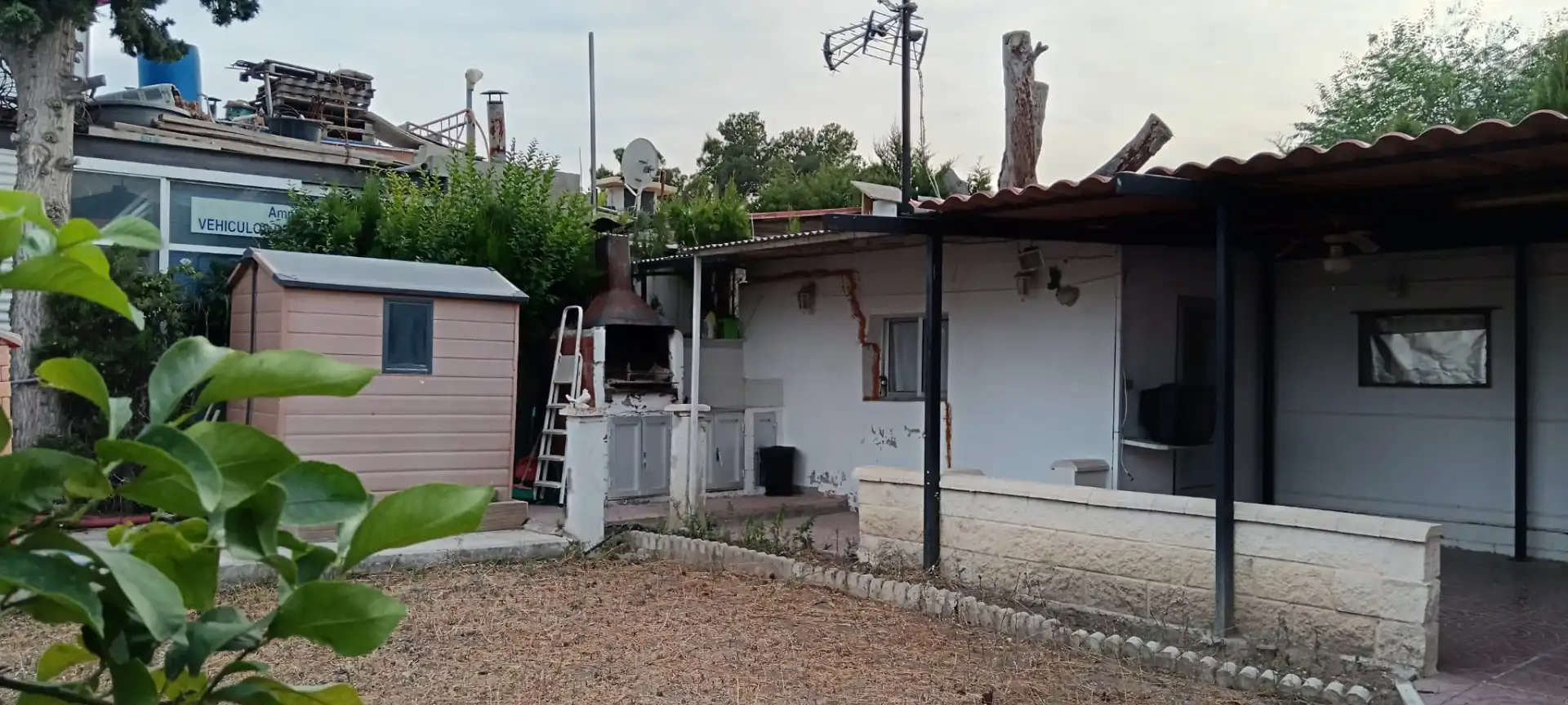 Vista exterior de Traster en venda en Zaragoza amb Alarma