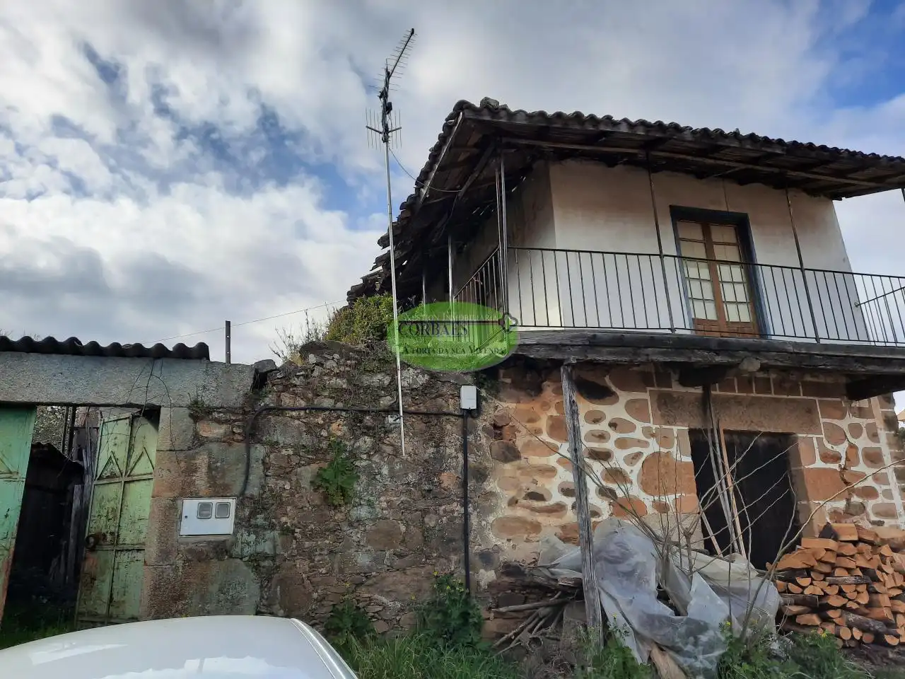 Casa con terrazza in vendita a Cartelle