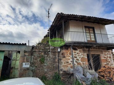 Casa con balcón en venta en Cartelle