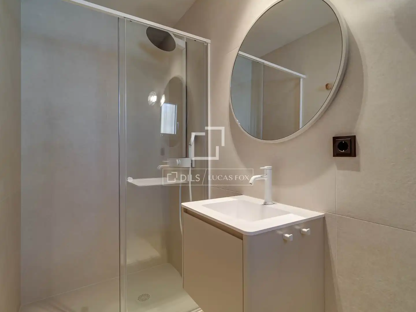 Baño de Ático en venta en Barcelona con Aire acondicionado, Calefacción y Terraza