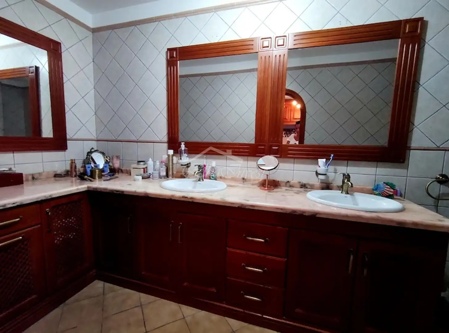 Bany de Casa o xalet en venda en Santiago del Teide amb Jardí privat, Terrassa i Moblat