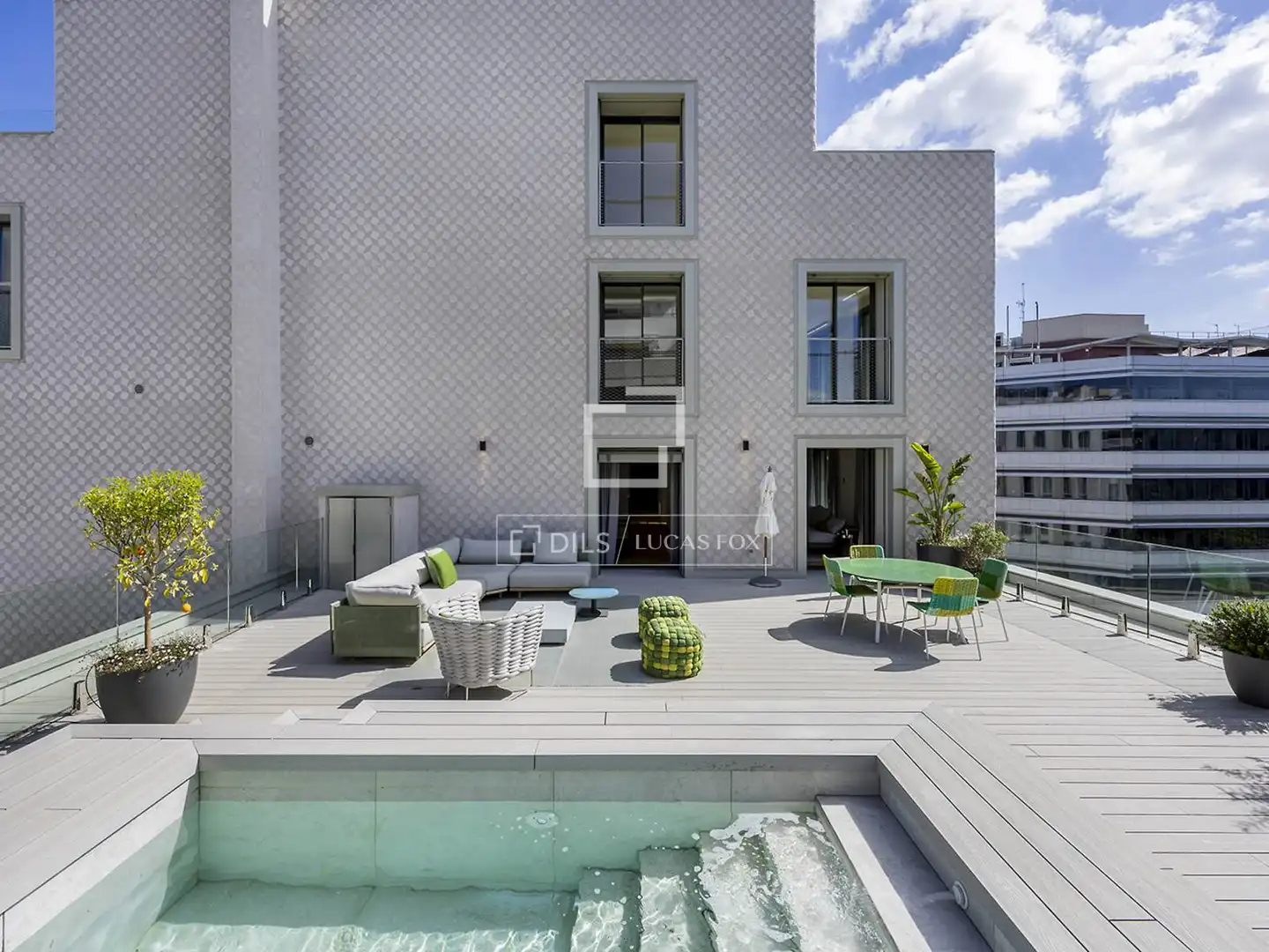 Terrasse von Wohnung zum Verkauf in Barcelona mit Klimaanlage, Terrasse und Schwimmbad