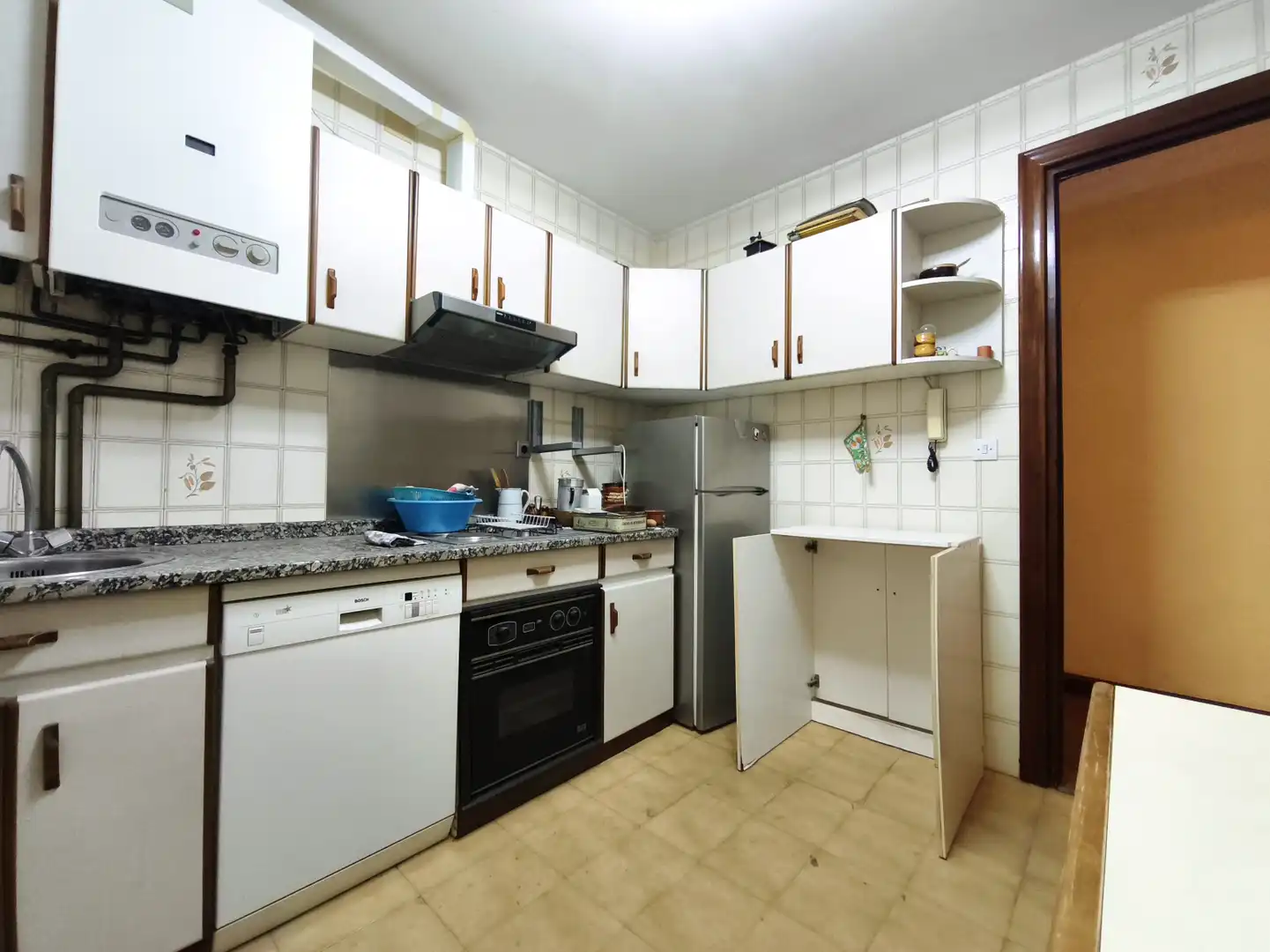 Kitchen of Flat for sale in  Logroño  with Heating, Storage room and Balcony