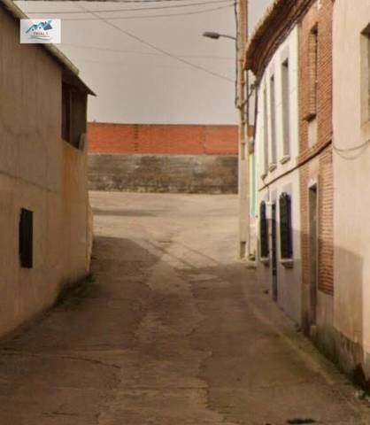 Casa-chalet en Venta en Calle SERAFIN OLEA en Castrillo de la Guareña