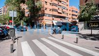Vista exterior de Pis en venda en  Madrid Capital amb Terrassa, Traster i Balcó