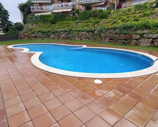Swimming pool of Apartment for sale in Girona Capital