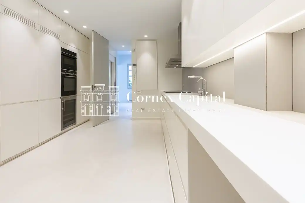 Vista exterior de Casa adosada en venta en Barcelona con Aire acondicionado, Calefacción y Jardín privado