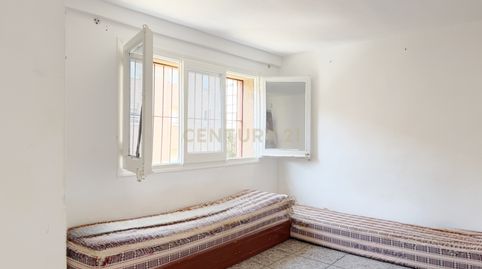 Foto 2 de Apartament en venda a Grup de Les Santes, -1, El Palau - Escorxador, Mataró