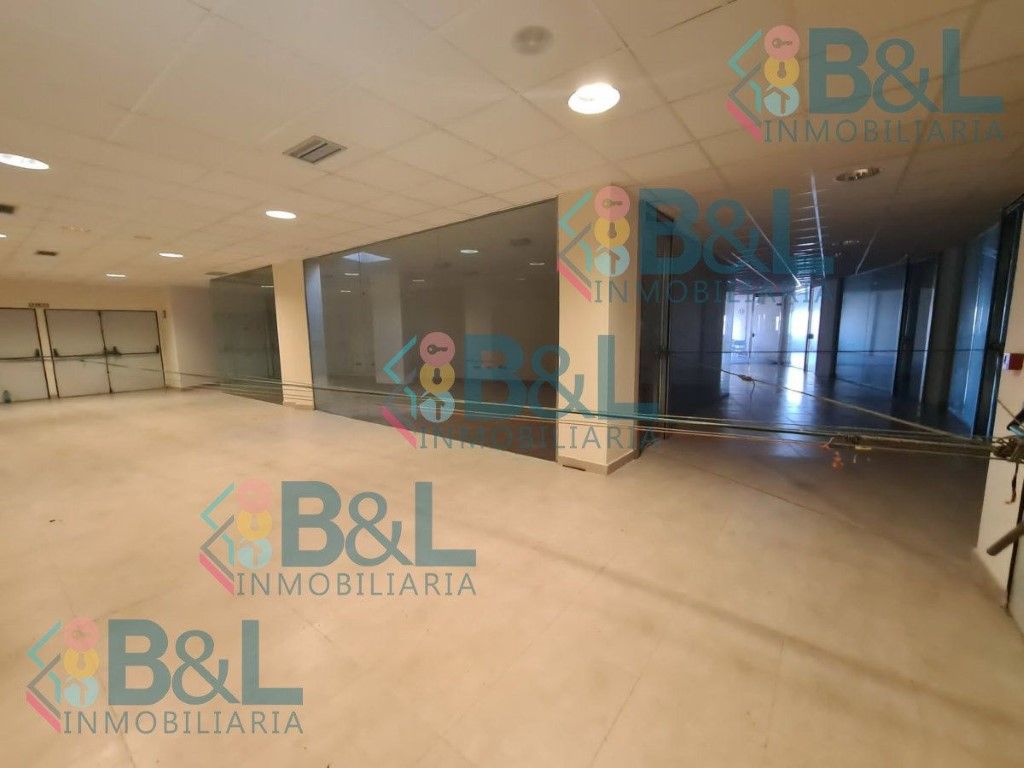 Office for sale in Punta Umbría