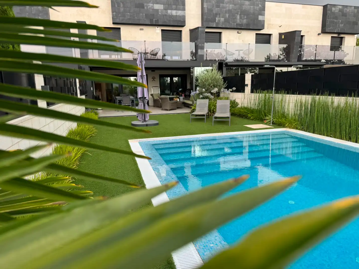 Piscina de Casa o xalet en venda en Boadilla del Monte amb Calefacció, Jardí privat i Terrassa