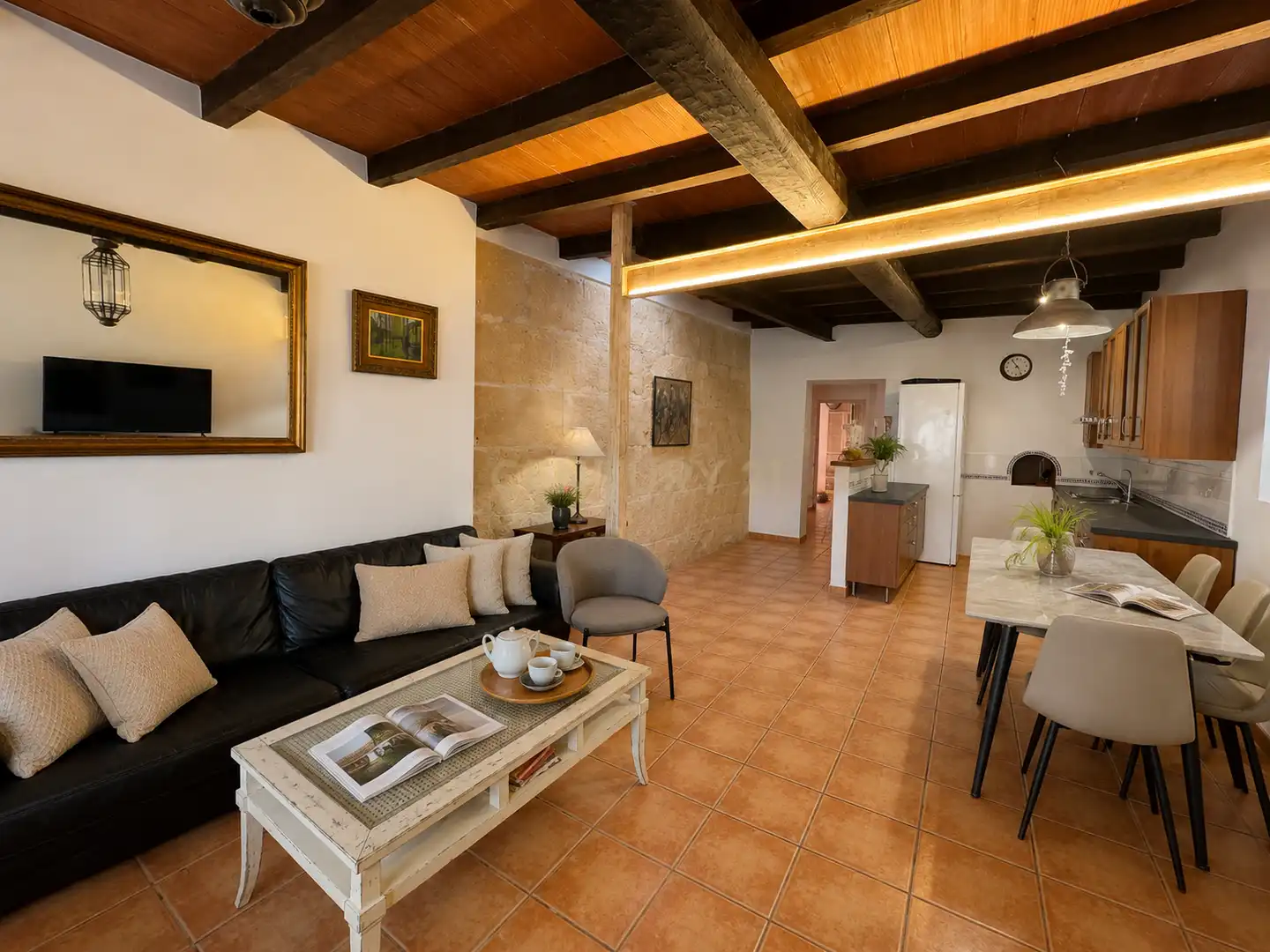 Sala d'estar de Casa adosada en venda en Eivissa amb Jardí privat, Traster i Piscina