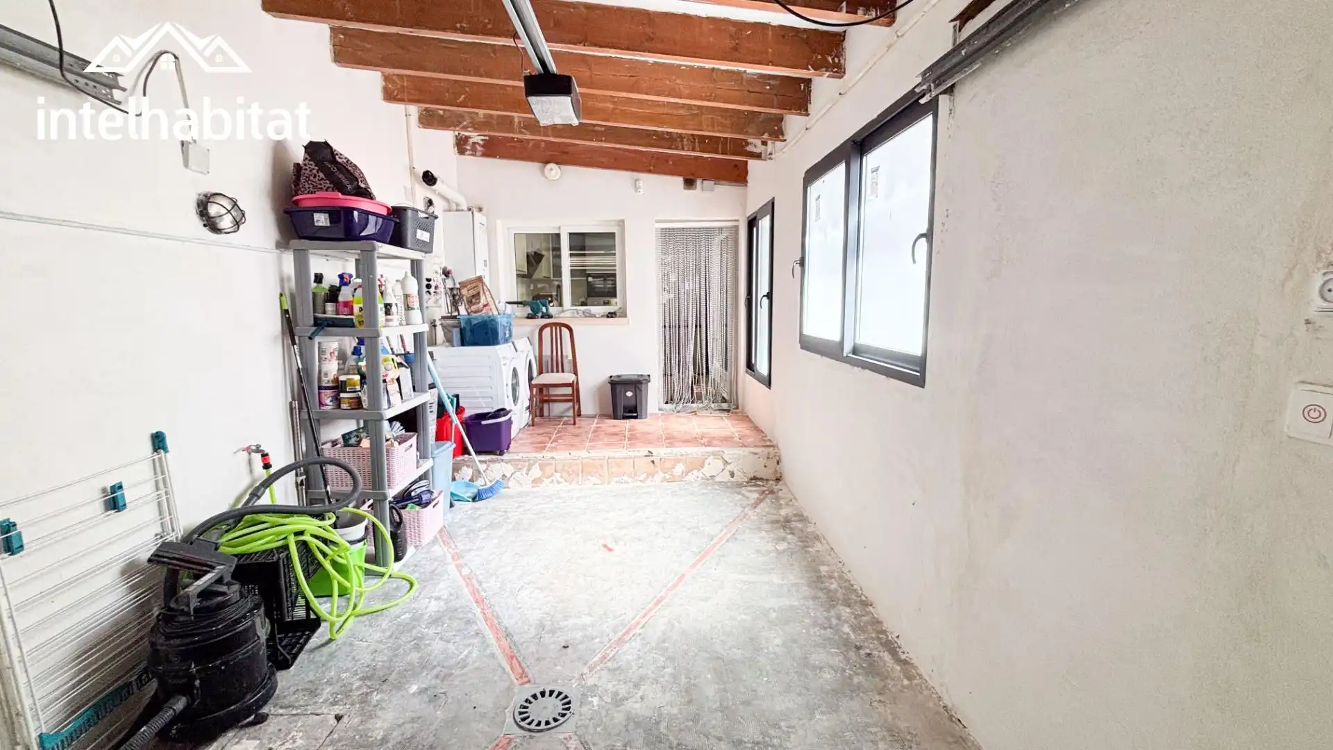 Casa adosada en venda en Riba-roja de Túria amb Balcó