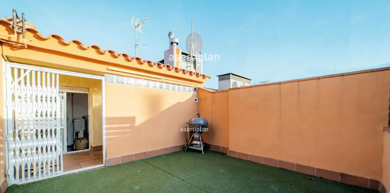 Terrasse von Maisonette zum Verkauf in Mataró mit Klimaanlage, Heizung und Terrasse