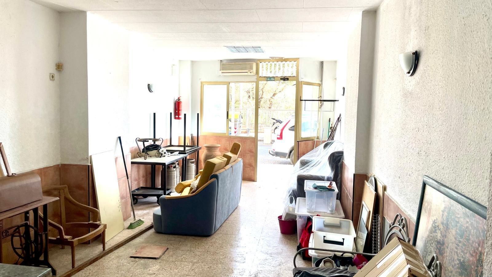 Premises for sale in  Valencia Capital