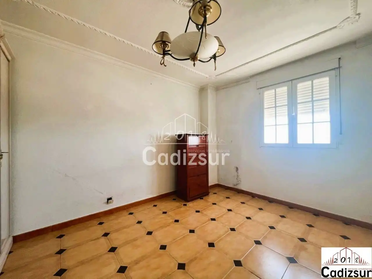 Habitación de Piso en venta en Cádiz con Terraza