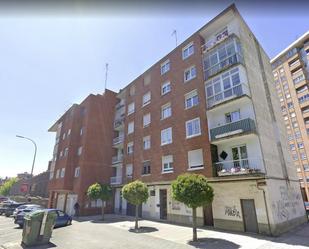 Exterior view of Flat for sale in Palencia Capital  with Terrace and Balcony