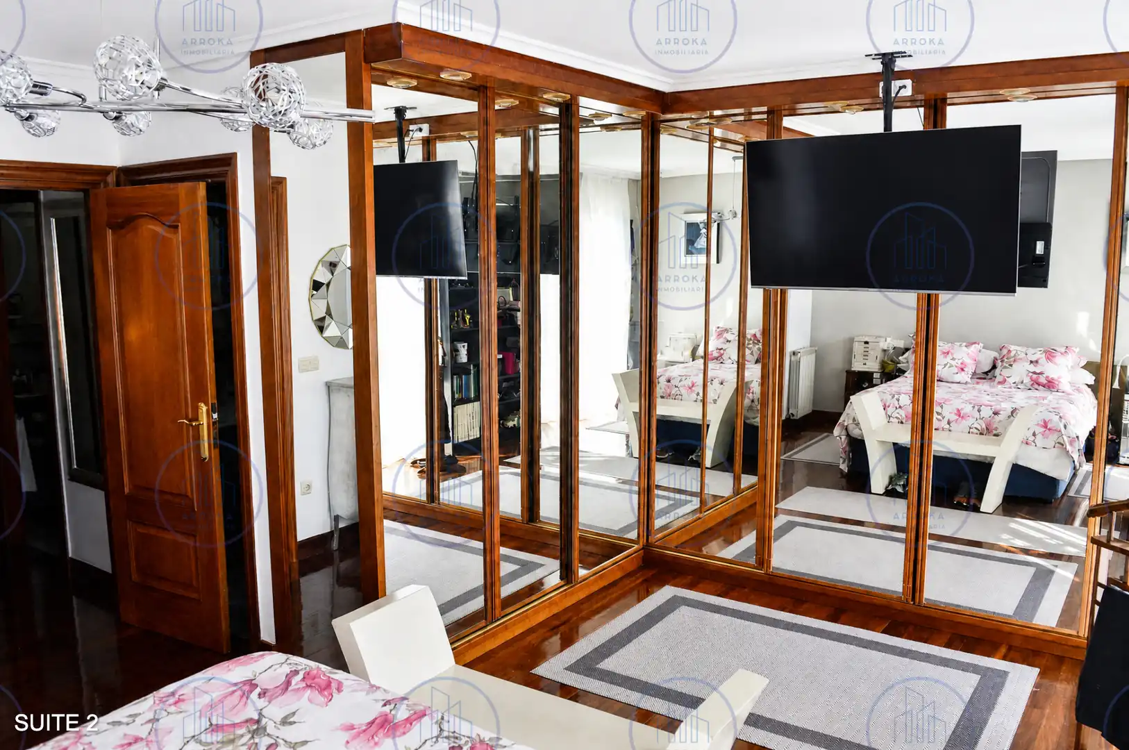 Wohnzimmer von Einfamilien-Reihenhaus zum Verkauf in Andoain mit Heizung, Privatgarten und Parkett