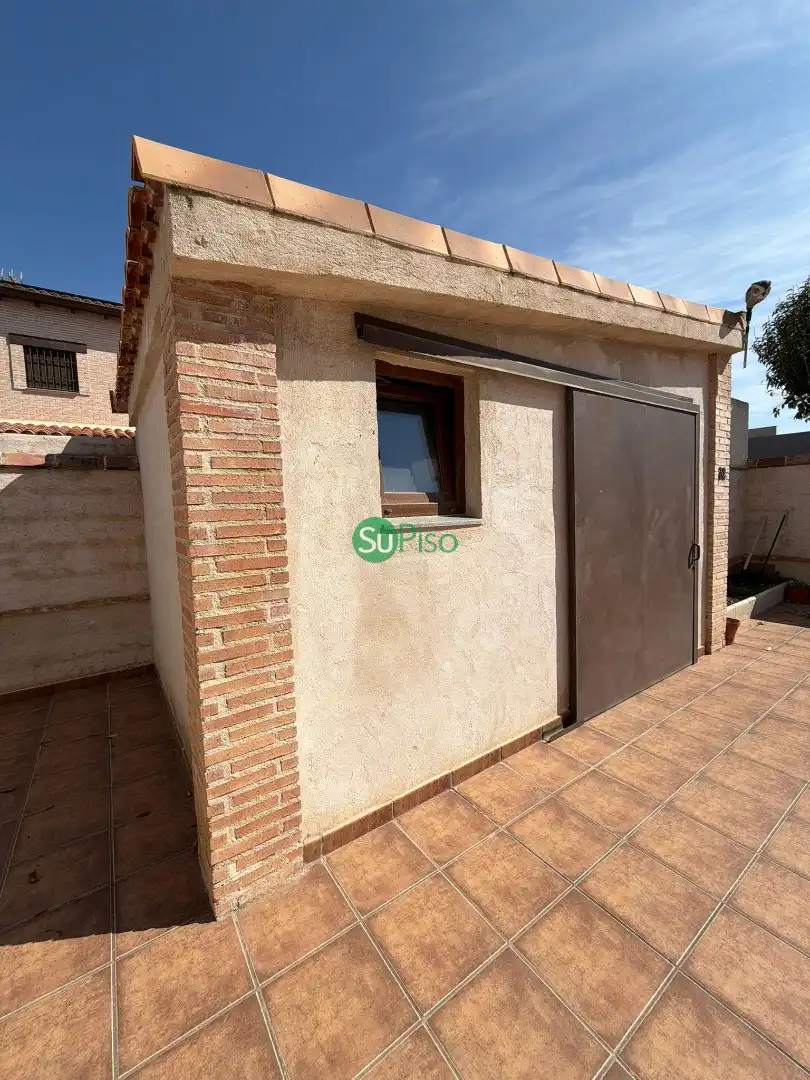 Chalet con jardín en venta en Calle Portugal 2, imagen 20
