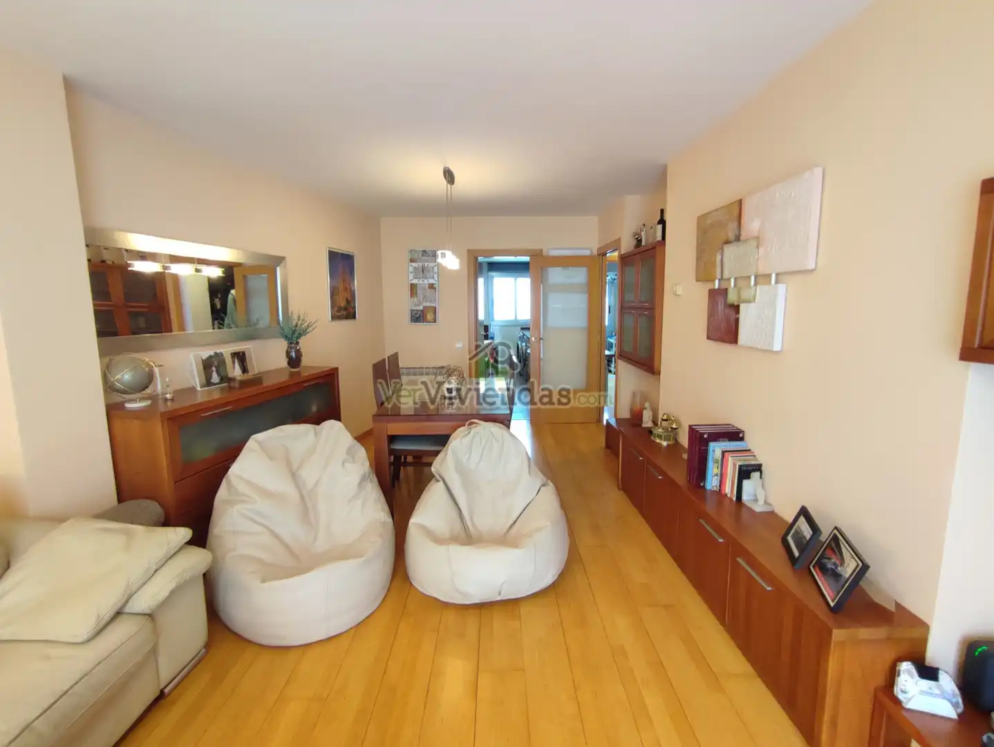 Sala de estar de Piso en venta en Barcelona con Aire acondicionado, Calefacción y Parquet