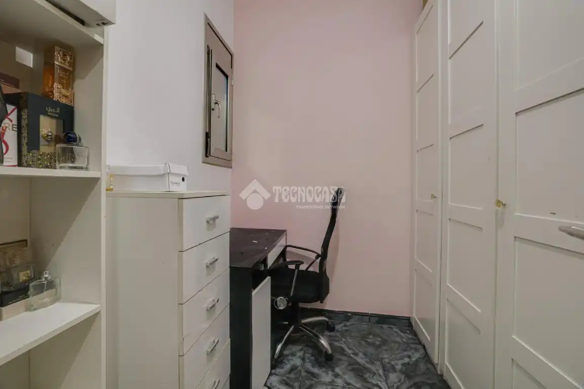 Habitación de Piso en venta en Santa Coloma de Gramenet