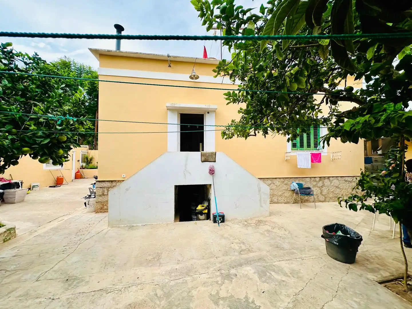 Vista exterior de Casa o xalet en venda en Eivissa amb Aire condicionat, Jardí privat i Terrassa