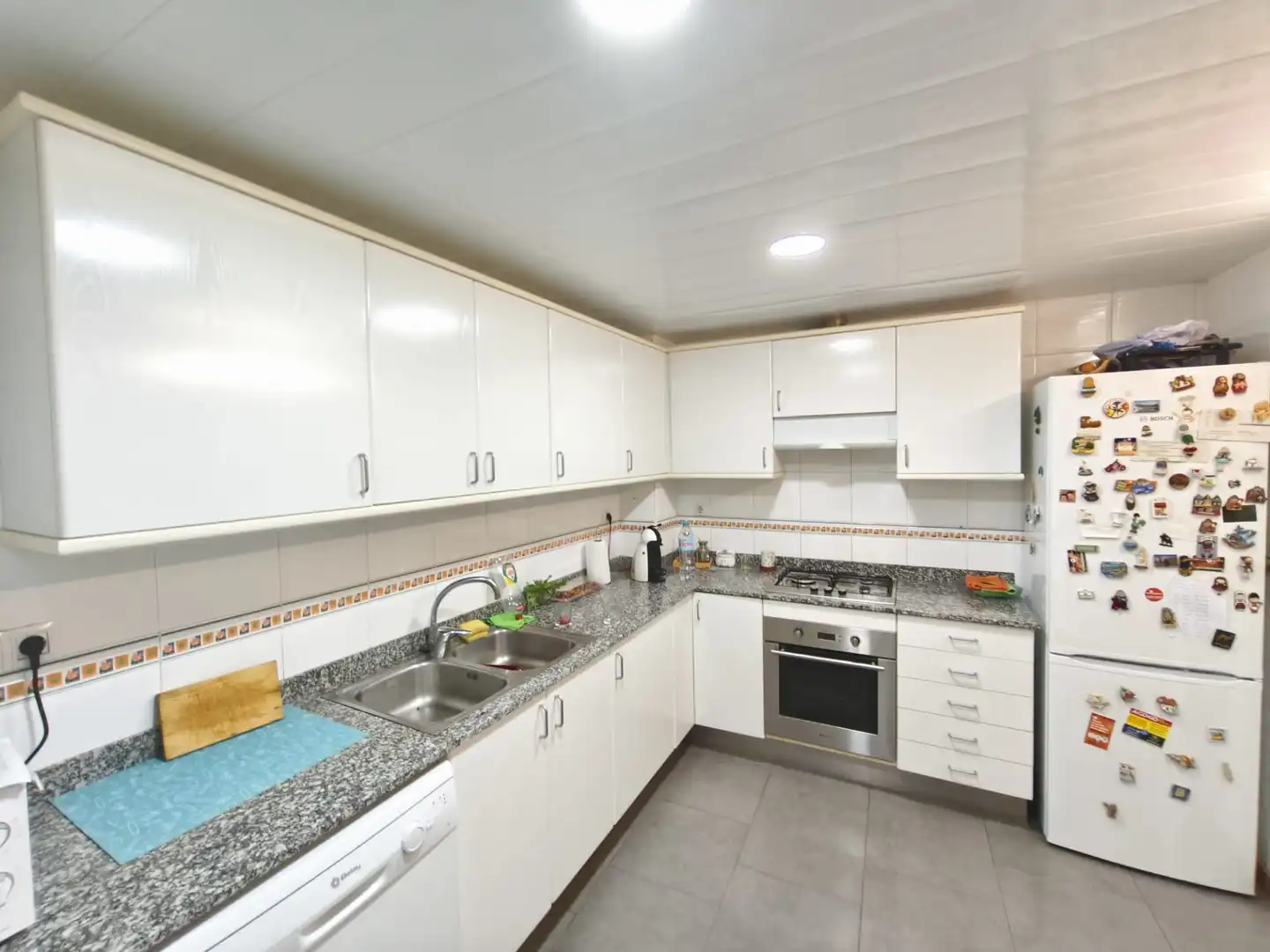 Küche von Wohnung zum Verkauf in Terrassa mit Heizung, Parkett und Balkon