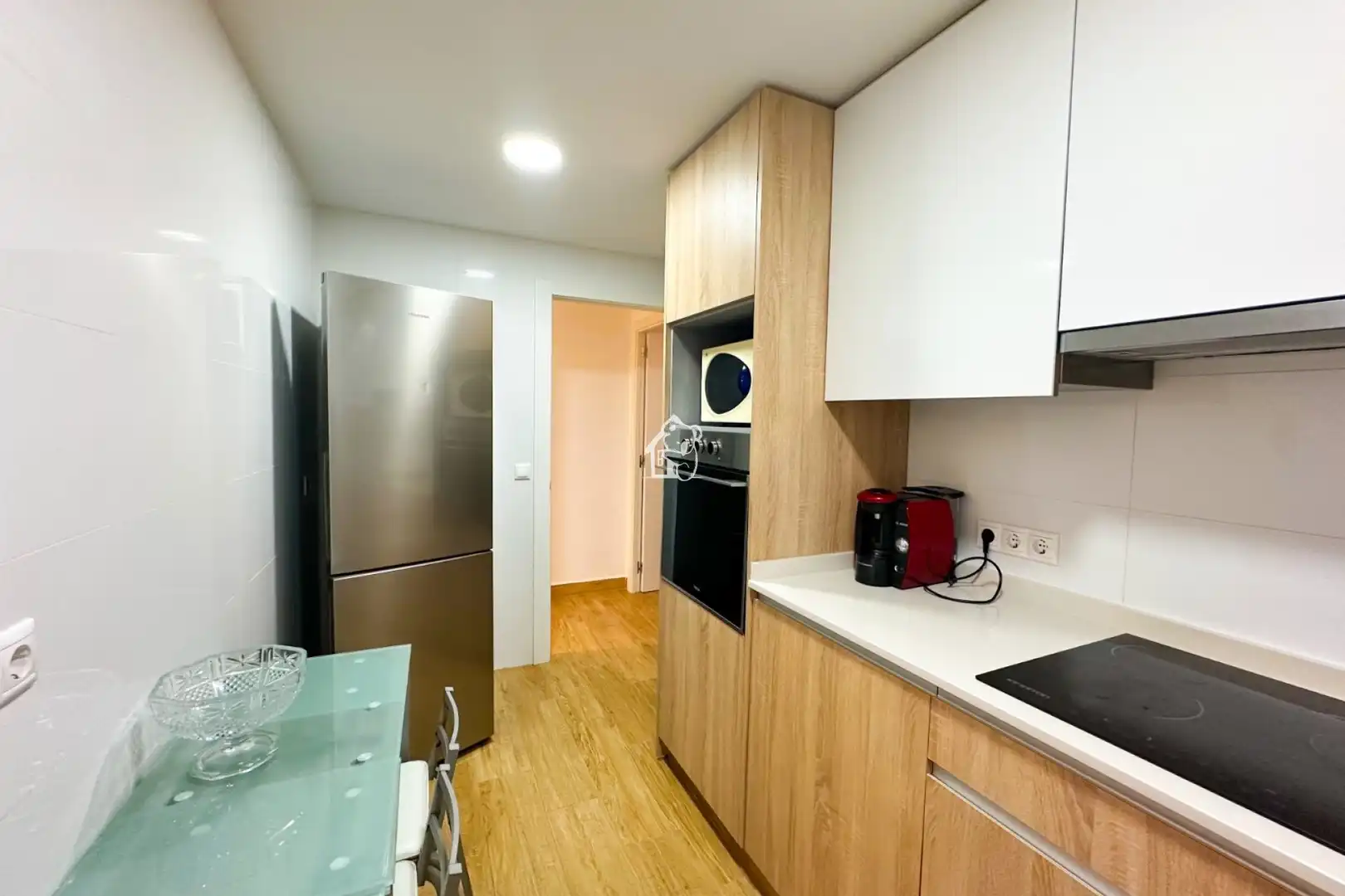 Cuina de Apartament de lloguer en Torrevieja amb Terrassa, Moblat i Forn