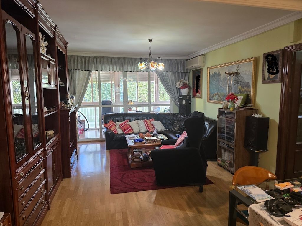 Sala de estar de Piso en venta en Torrejón de Ardoz con Aire acondicionado, Calefacción y Parquet