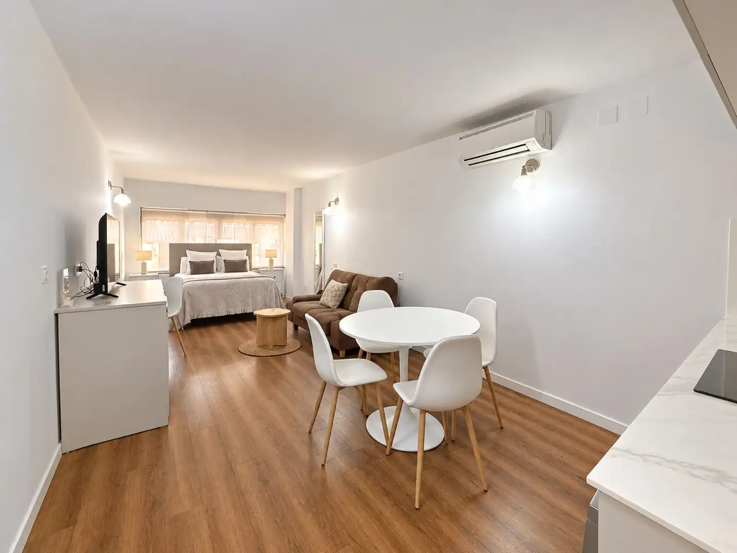 Schlafzimmer von Wohnung zum Verkauf in Valencia mit Klimaanlage, Parkett und Alarm