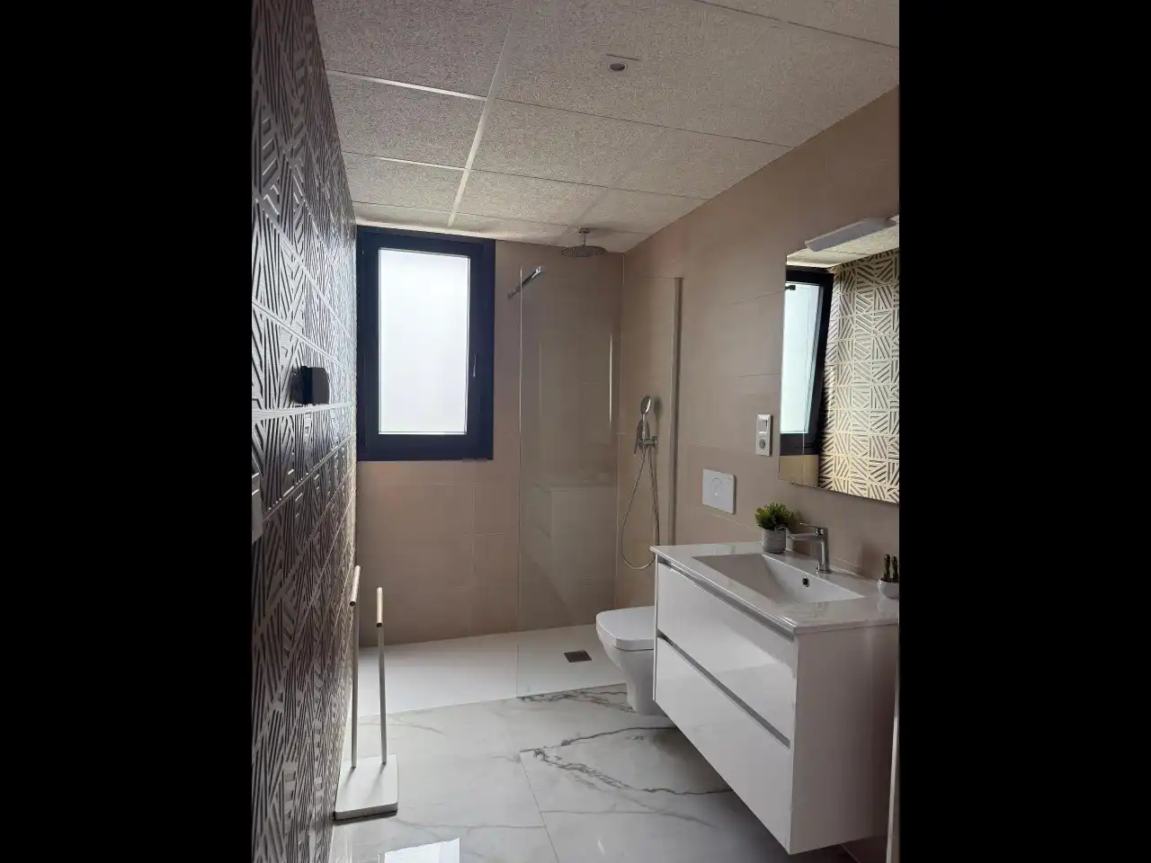 Bany de Apartament en venda en Orihuela amb Aire condicionat, Calefacció i Terrassa