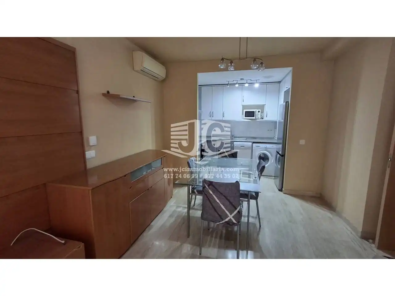 Exterior view of Flat for rent in Tortosa  with Air Conditioner and Furnished