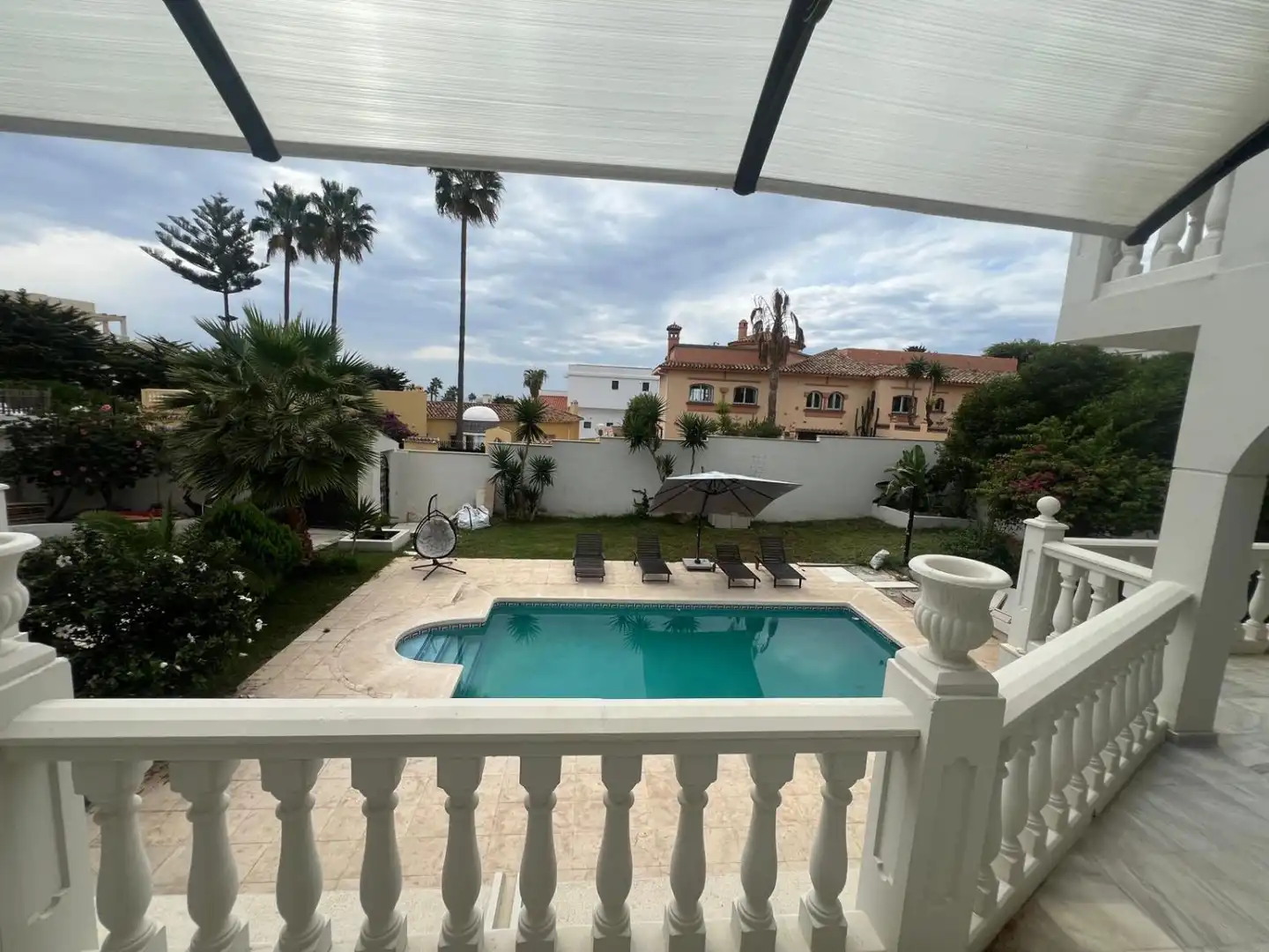 Chalet con piscina en venta en El Faro de Calaburra - Chaparral, imagen 40