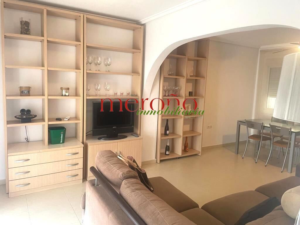 Casa adosada de lloguer a Monte y Mar