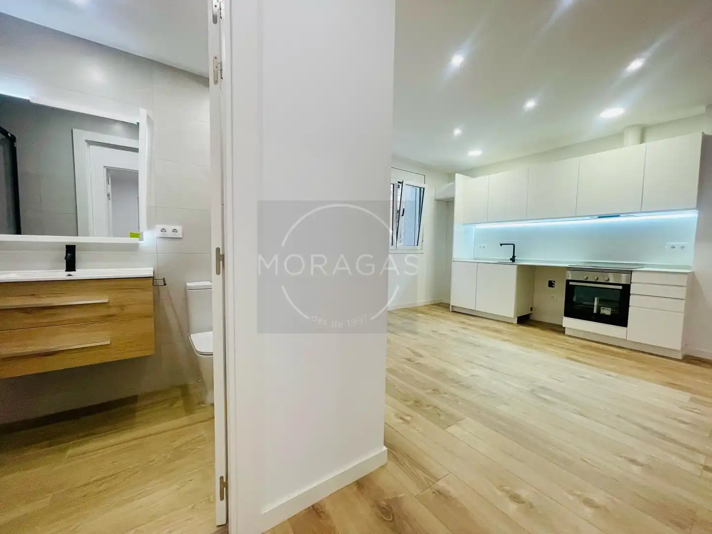 Küche von Loft zum Verkauf in Les Franqueses del Vallès