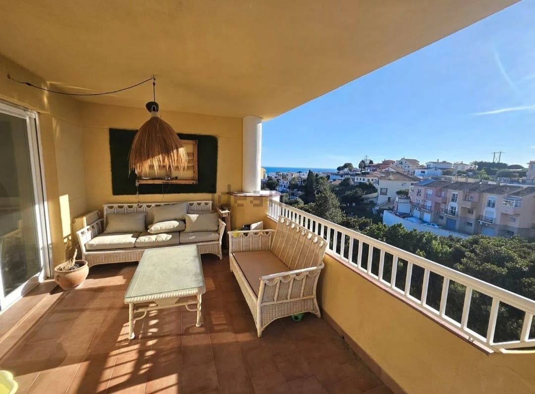 Exterior view of Attic for sale in Fuengirola  with Air Conditioner, Heating and Private garden
