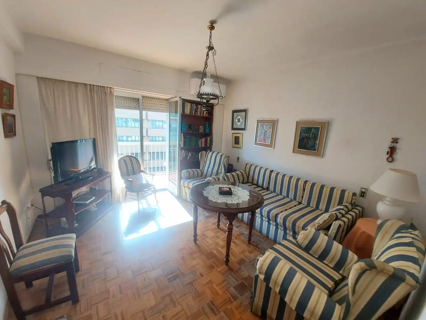 Living room of Flat for sale in Jaén  with Air Conditioner, Heating and Parquet flooring