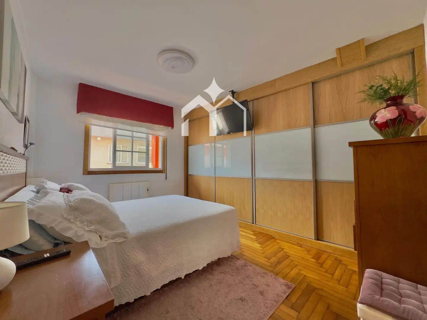 Dormitori de Apartament en venda en Moaña amb Calefacció, Parquet i Terrassa