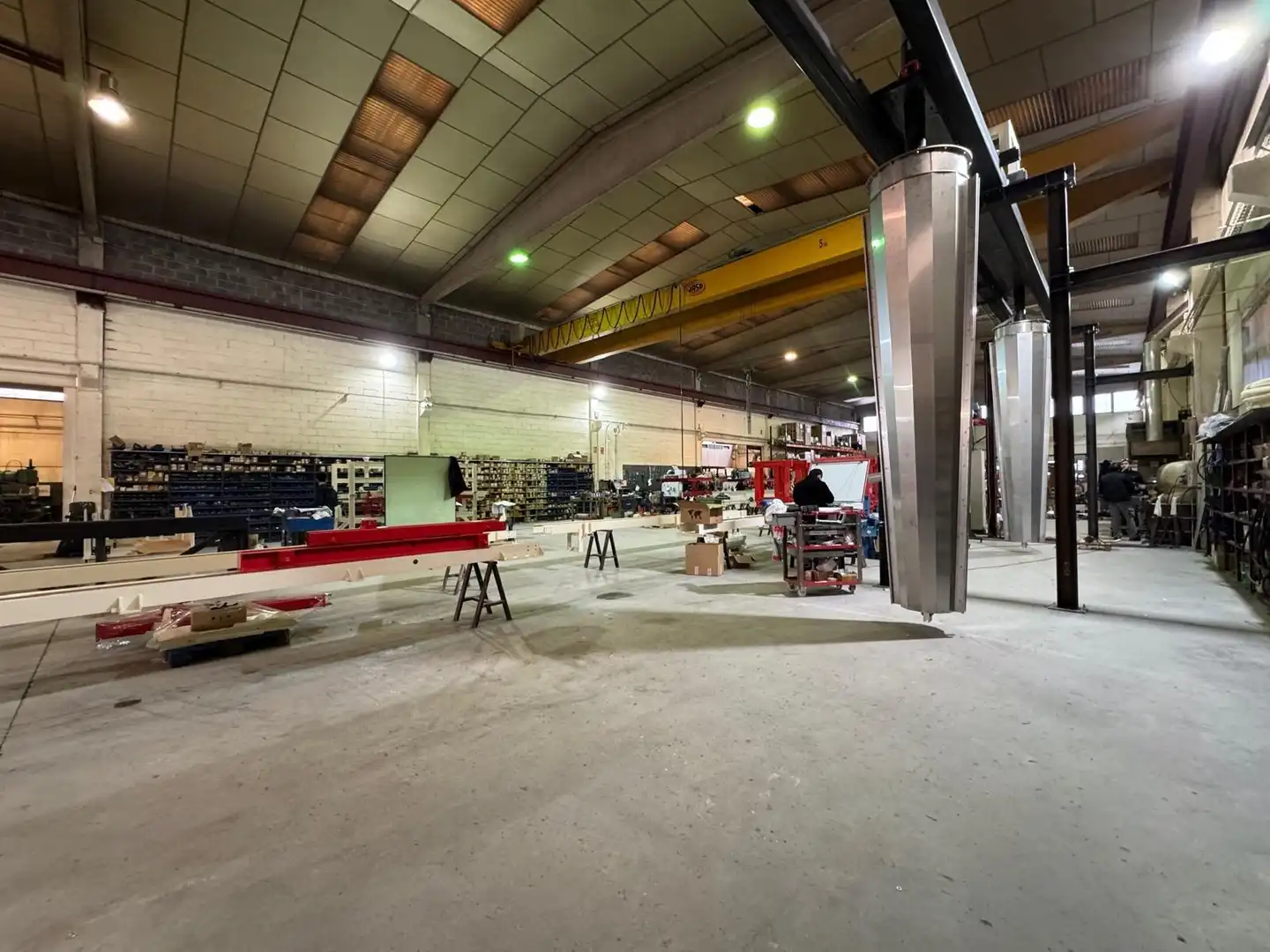Fabrikhallen zur Miete in Igualada