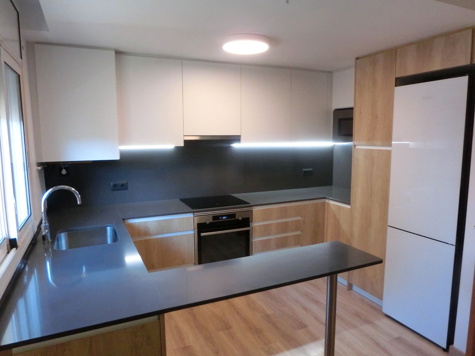 Kitchen of Duplex for sale in Canet de Mar  with Air Conditioner, Heating and Parquet flooring