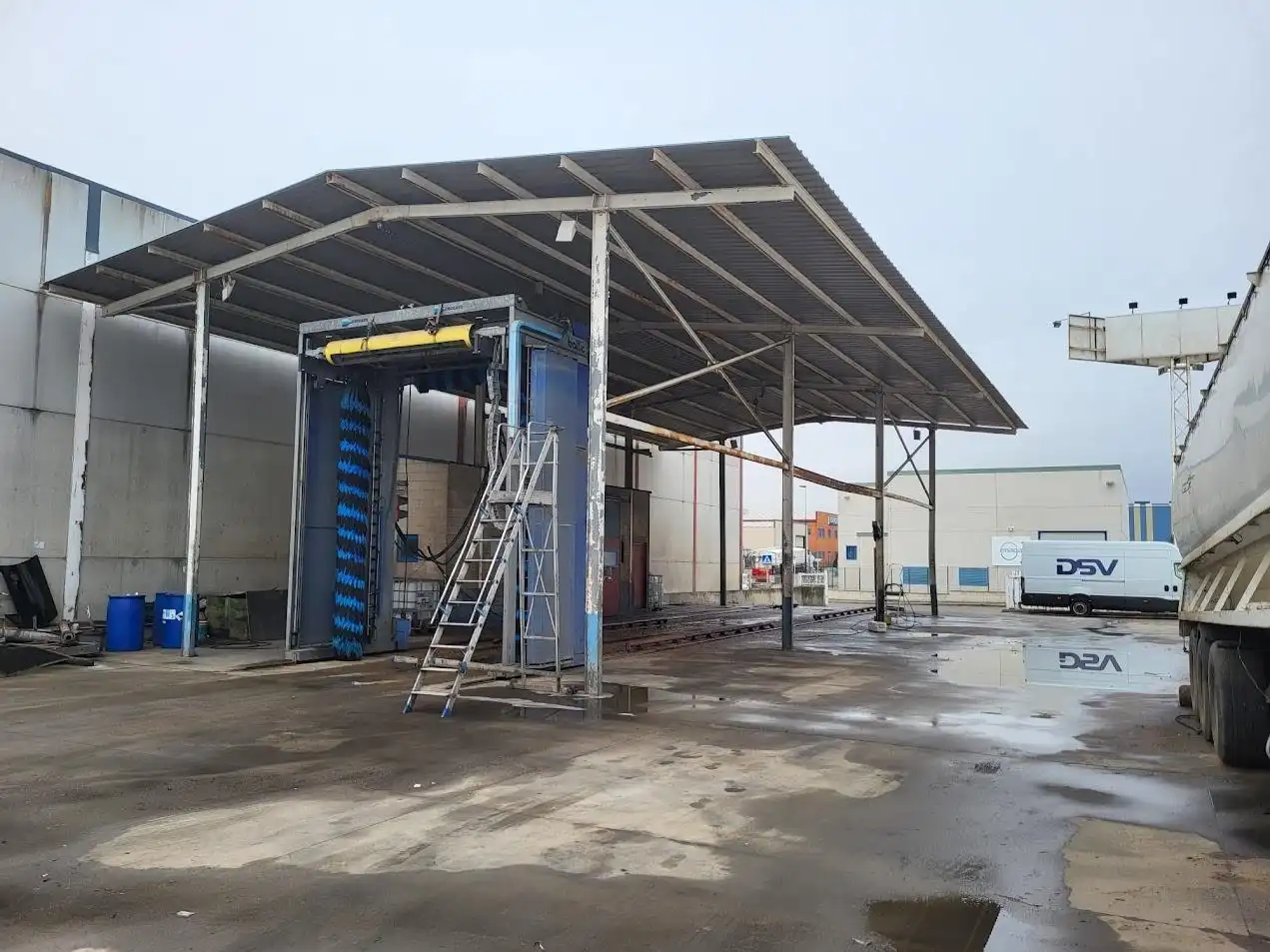 Nau industrial en venda a Trobajo del Camino, imagen 7
