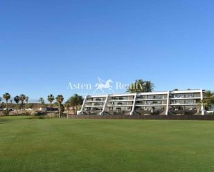 Vista exterior de Apartament en venda en San Miguel de Abona amb Aire condicionat, Terrassa i Traster